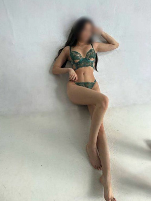 Яна, 30 лет, грудь 2 размера, рост 158 см, вес 54 кг
